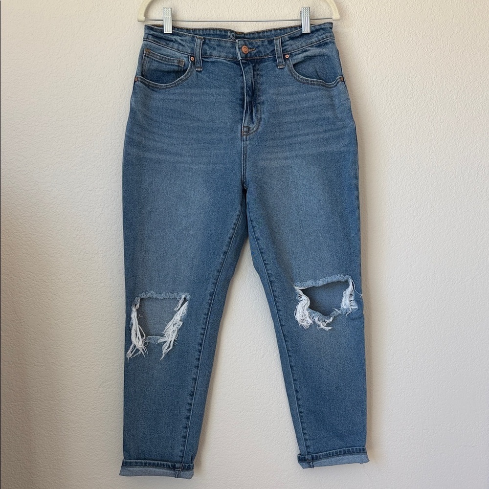 No Boundaries High Rise Boyfriend Jeans Distressed Ripped Medium Wash 13